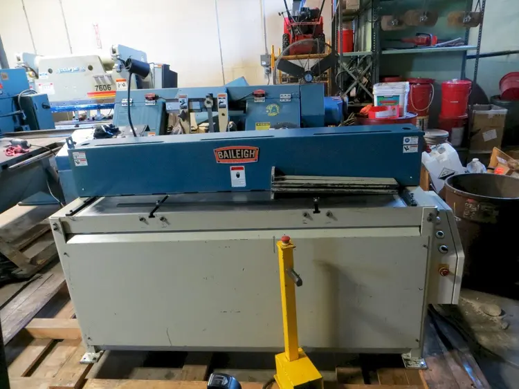 Used BAILEIGH _UNKNOWN_ Power Squaring Shears (Gauge) New York US | Federal Equipment #205263