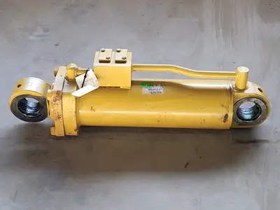 NEW 2011 CATERPILLAR 155-4539