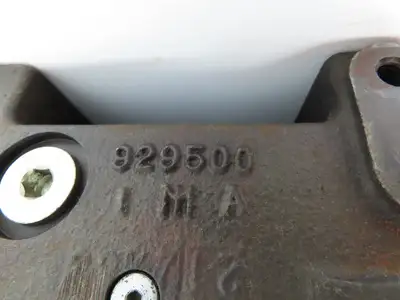 929500 Hydraulic Solenoid Control Valve & Manifold From N40 XMR Forklift