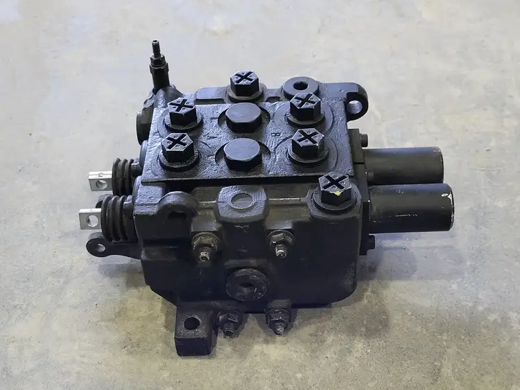 New | in-Stock PARKER P70CF-02-SE30-006B Parts (Hydraulics and Pneumatics) British Columbia CA | Lenmark #264503