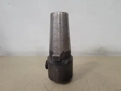 USED UNIVERSAL ENGINEERING 806272