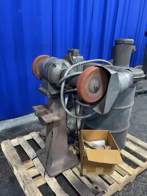Pedestal Grinder W/ Dust Collector