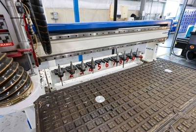 Used 2017 DMS FREEDOM PATRIOT F37-5-10-7CLVxxx CNC Routers New York US | PlastiMach Corp #1557841