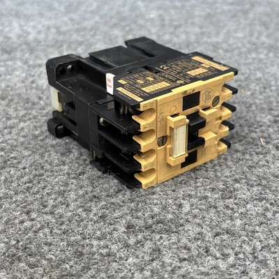 Used Allen-Bradley 100-A09N03 PLC Contactors California US | Davliegogo LLC #1708436