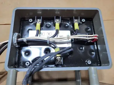 Used LIEBERT ACV120Y200 RKE Misc Electrical & Power Parts British Columbia CA | Lenmark #1439494