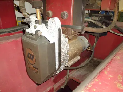USED RED-D-ARC ISW84