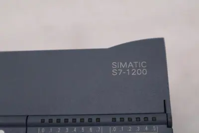Siemens 6ES7 214-1AG31-0XB0 CPU MODULE SIMATIC S7-1200 CPU 121 STOCK H737A