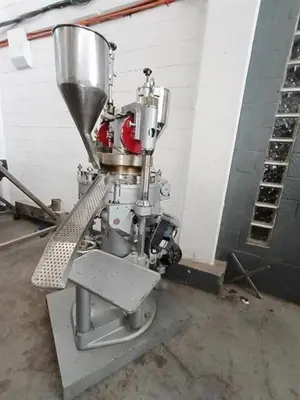 Manesty model BB3B 27 station rotary tablet press