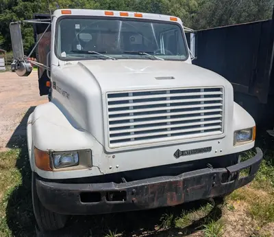 Used 2000 INTERNATIONAL 4900 Dump trucks Alabama US | Proxy Equipment #1388662