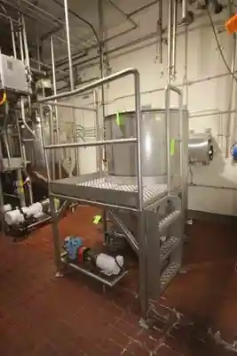 500 gal mueller stainless steel tank