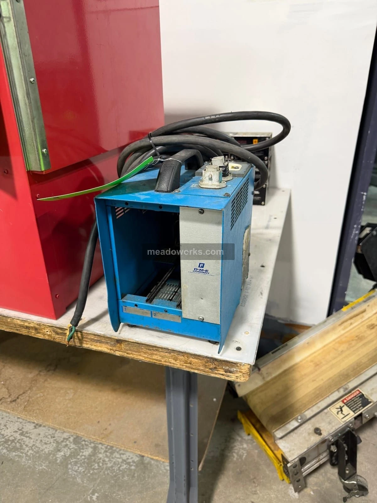 Used DME 6821 Temperature Controls Illinois US | Meadoworks #1514605