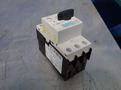 USED SIEMENS 3RV10214DA10