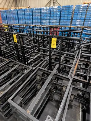 (18) Rolling Material Carts