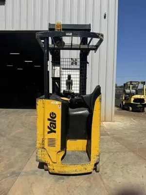 USED 2012 YALE NR035DA