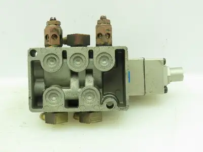 SMC US7406 Pneumatic Directional 3-Way Air Solenoid Valve 120VAC 150PSI