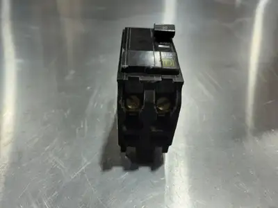 USED SQUARE D QO230