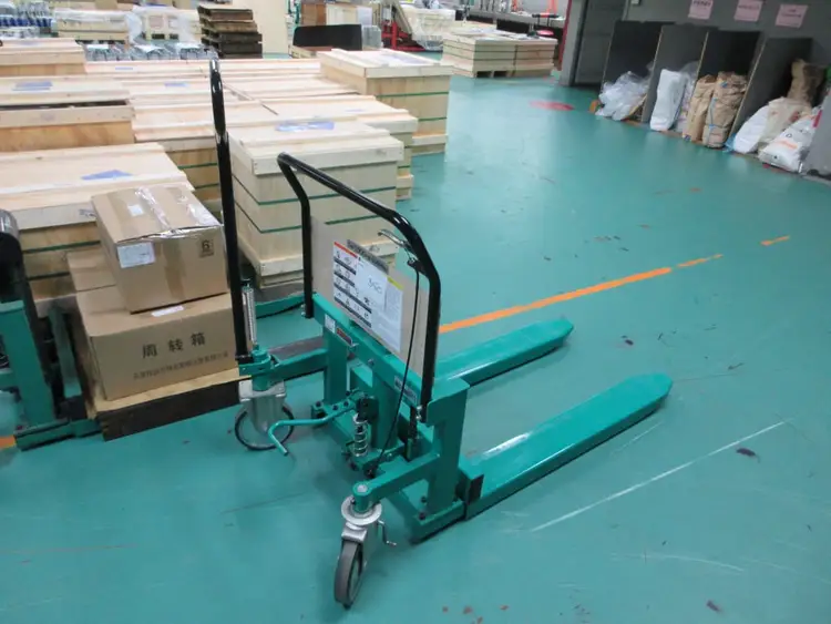 Used _UNKNOWN_ _UNKNOWN_ Pallet Trucks TW | Apex Group #1551731