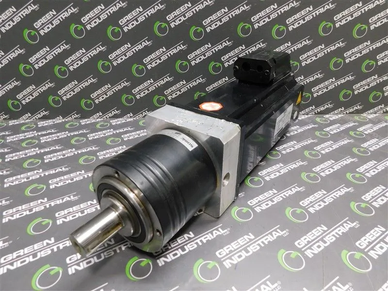 Schneider Electric SM-100/50/030/P0/45/S1/B1 Servo Motor with Somic Gearbox Used