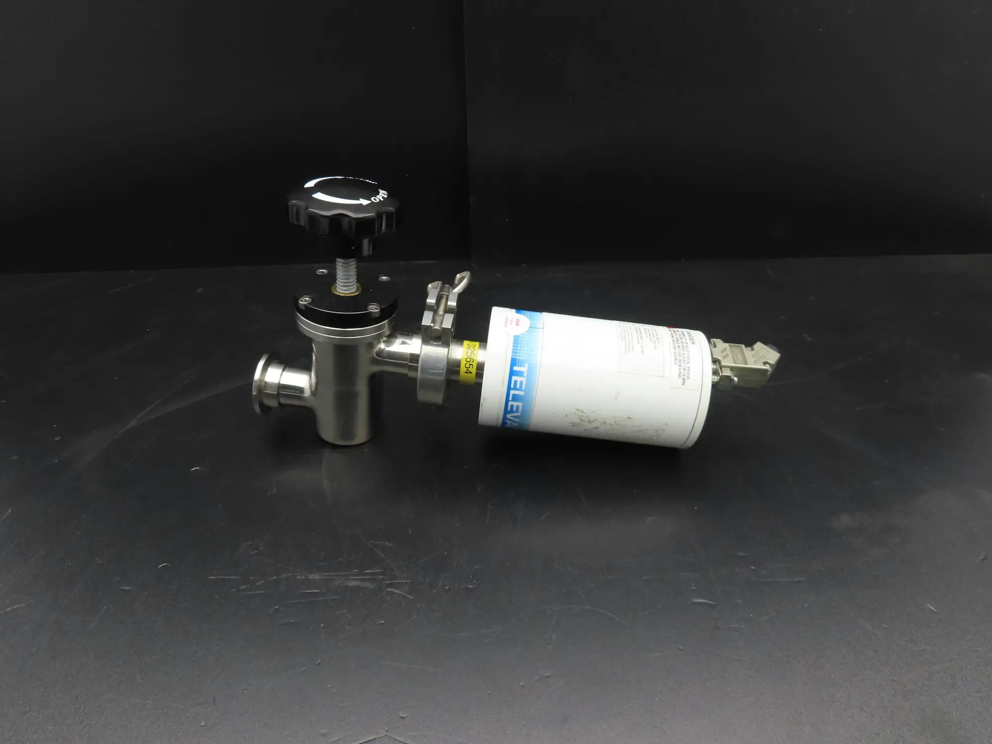 Televac MP7FR Digital Vacuum Sensor Double Inverted Magnetron Cold Cathode