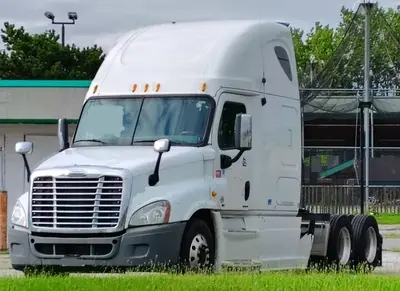 Used 2012 FREIGHTLINER CASCADIA Conventional trucks Ohio US | Proxy Equipment #1385152