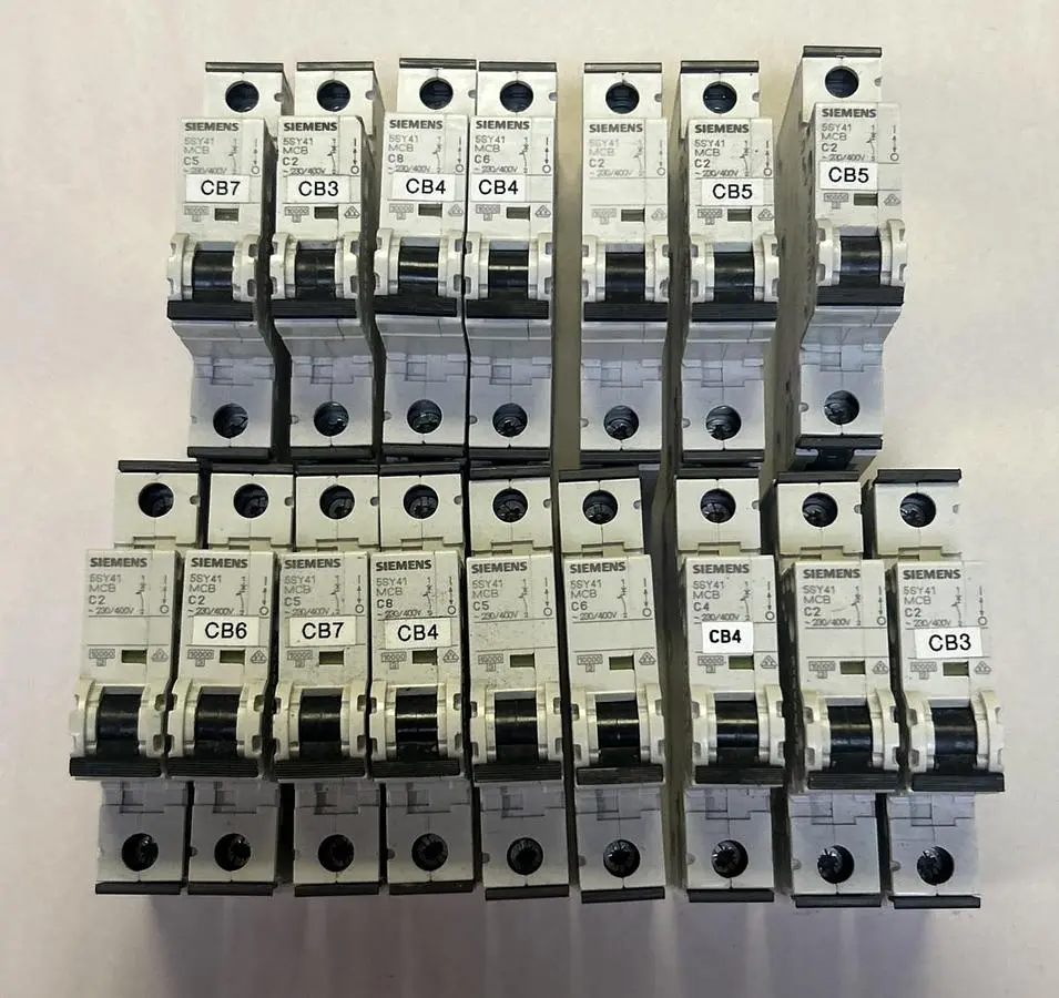 Used SIEMENS 5SY4102-7 Miscellaneous Equipment (Electrical & Power) | Surplus Asset Holdings #1196165