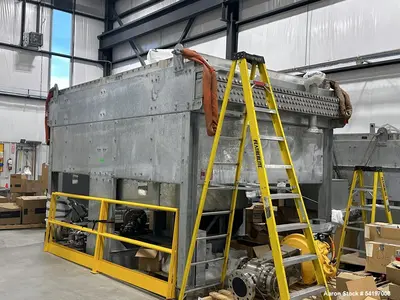 USED WORLDWIDE 1F10 X 16