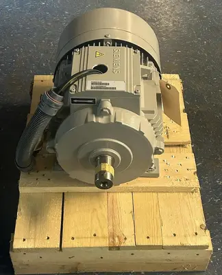 New | in-Stock SIEMENS 1LA9131-2LA90-ZT21 A.C. Motors Ohio US | Surplus Asset Holdings #1578830