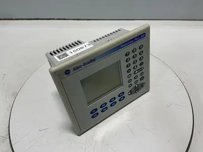 USED ALLEN BRADLEY 2711P-K4M5D