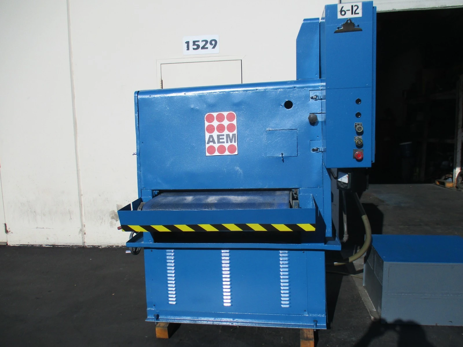 36" AEM, Belt Grinder, w/ slurry & blower