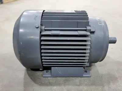NEW SEW-EURODRIVE DT90S4