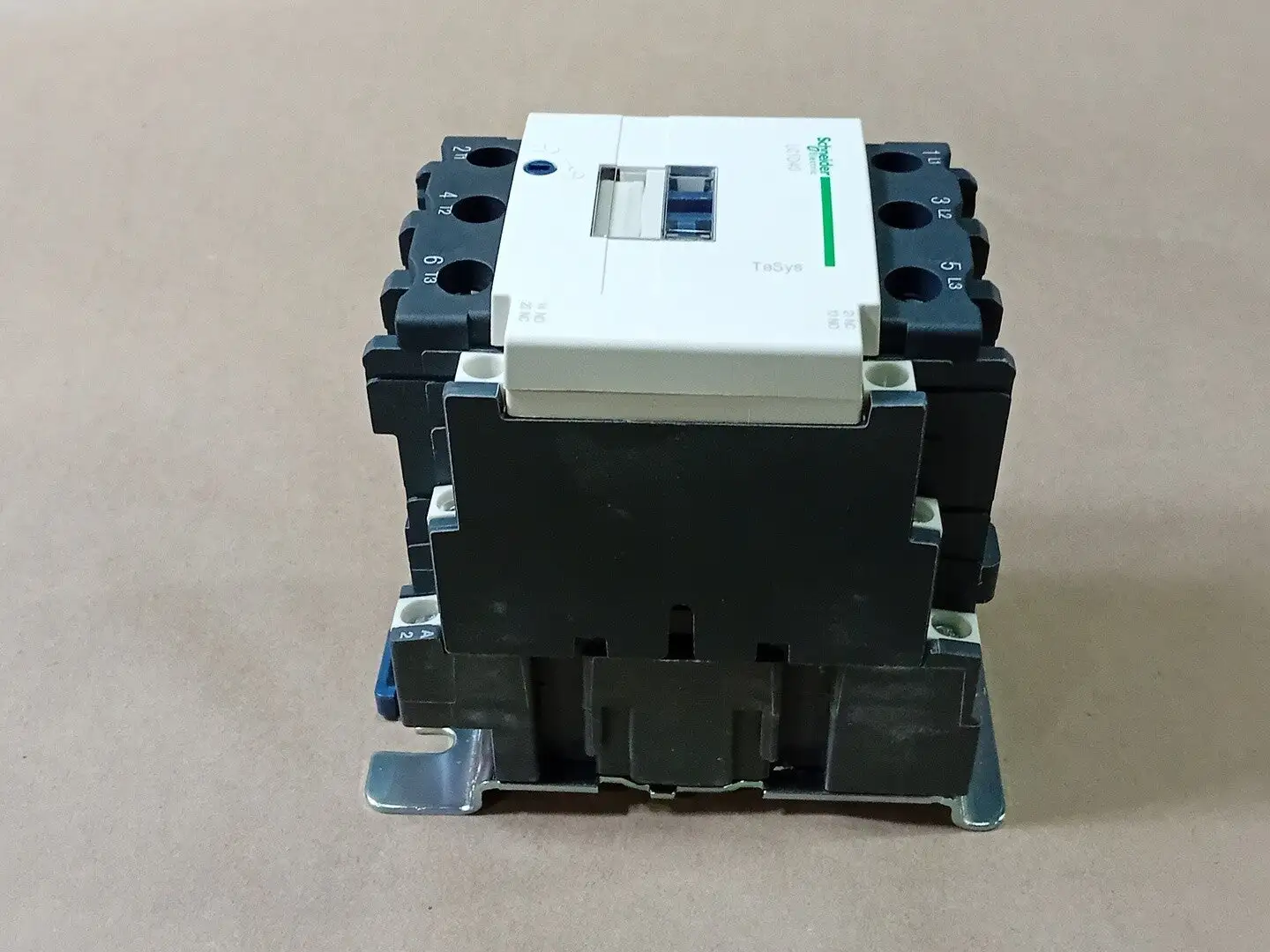 NEW SCHNEIDER ELECTRIC LC1 D40008F7