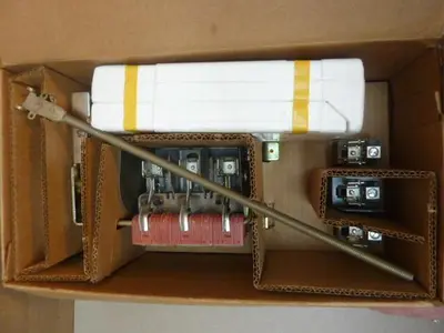 NEW SQUARE D 9422ARC-13