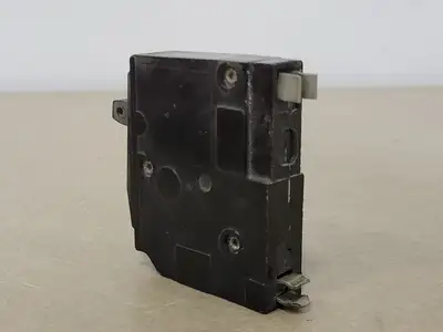USED SQUARE D QO115
