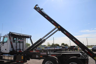 New | in-Stock 2025 MACK GRANITE 64BR Rolloff Trucks Texas US | Roll Off Truck World #1491919