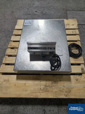 USED Mettler Toledo 23" x 31" Mettler-Toledo ID1 Plus Floor Scale