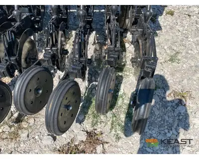 Used CRUSTBUSTER _UNKNOWN_ No-Till Drills Iowa US | Keast Enterprises #1360222