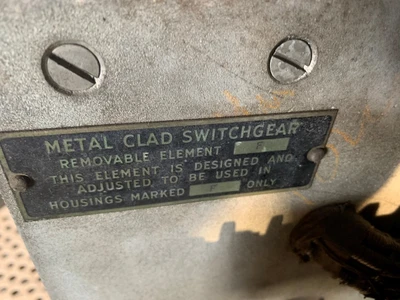 GE Circuit Breaker K143, 600A, 7500V, EO/DO, 110VDC Control