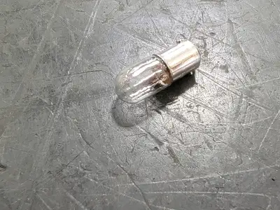 NEW STANDARD 2.6T3.25/CL/130V/3M/BA9S/STD