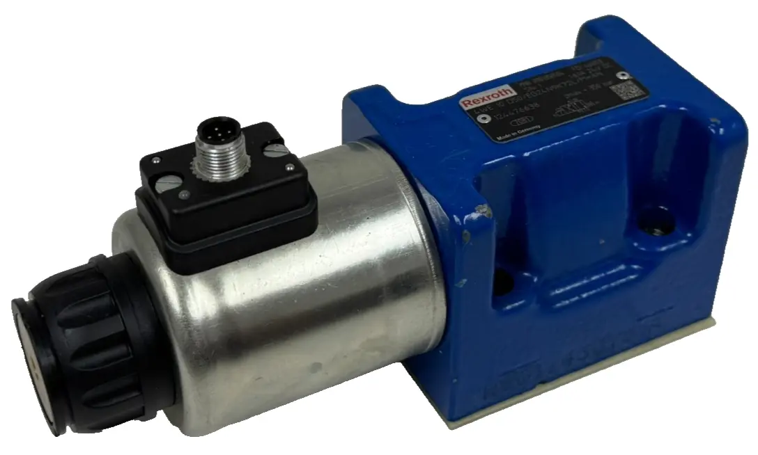 NEW REXROTH 4WE-10-D50/EG24N9K72L/M=AN DIRECTIONAL VALVE R901350504