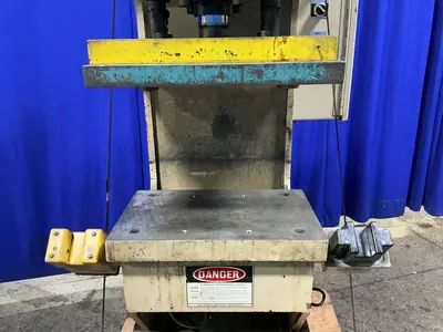 Used 1995 GREENERD HPB15 Hydraulic Presses Ohio US | HGR 24 #1548192