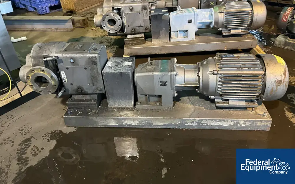USED Waukesha 4" Waukesha Rotary Lobe Pump, S/S, 15 HP, Model 5070