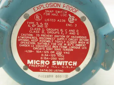 Micro Switch 24CX200 0851 Limit Snap Switch 250V Explosion Proof Haz Loc XP