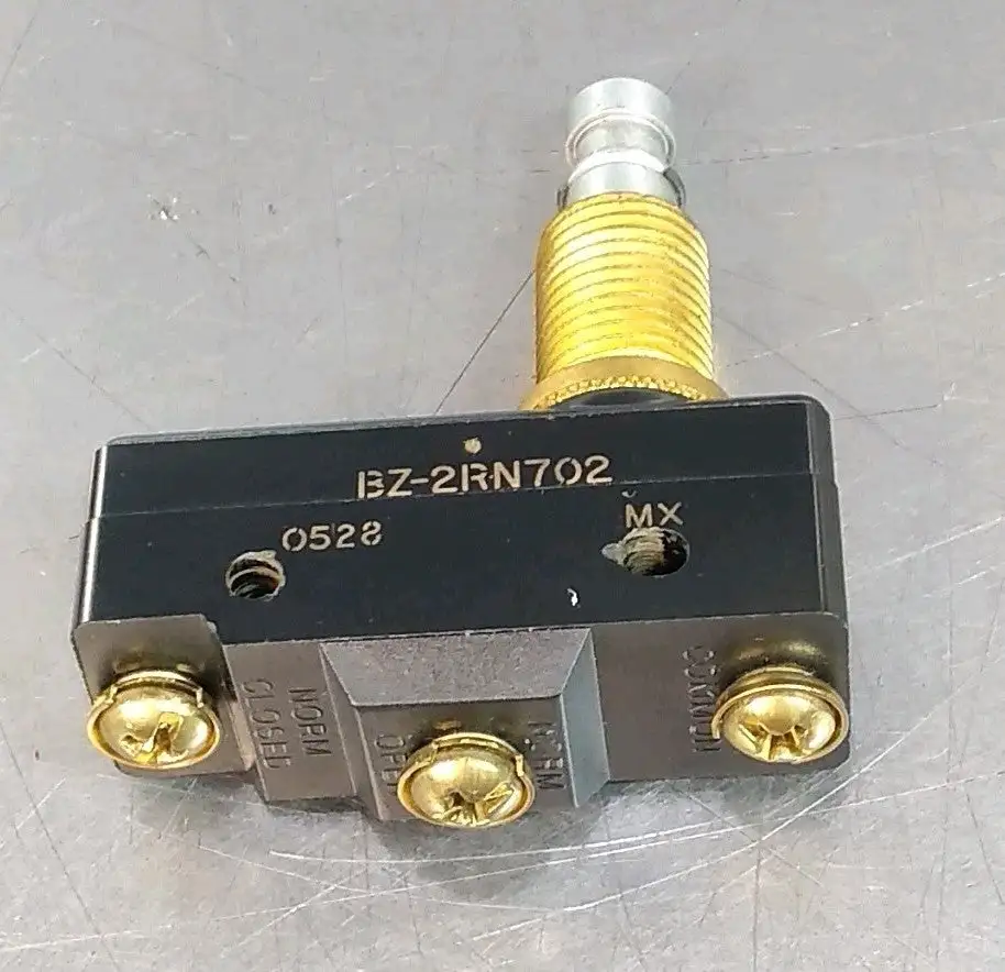 Honeywell BZ-2RN702 Snap Action Switch Loc4D24/2