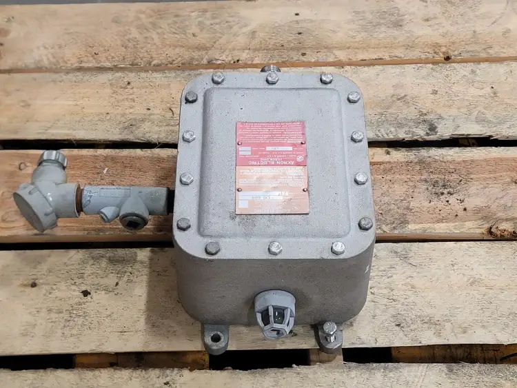 Used AKRON EXI684 Misc Electrical & Power Parts British Columbia CA | Lenmark #252986