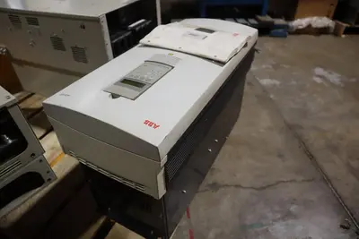 ABB ACS601-0100-5-S00B1200801 FREQUENCY CONVERTER DRIVE 380-500 V AC MAX #CC-28