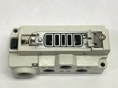 VQ2100-51-02T | SMC  Pneumatic Control Valve Base - Used