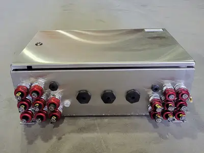 Type 1, 12, 4X Electrical Enclosure, 25in. x 20in. x 10in.