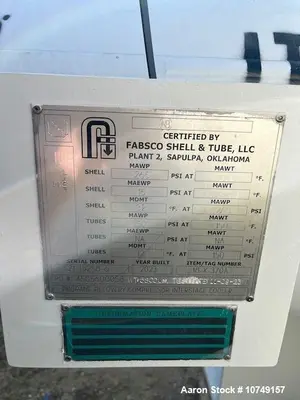 Fabsco Shell & Tube Heat Exchanger, 284 Sq Ft, Duplex Stainless Tubes, Carbon Steel Shell
