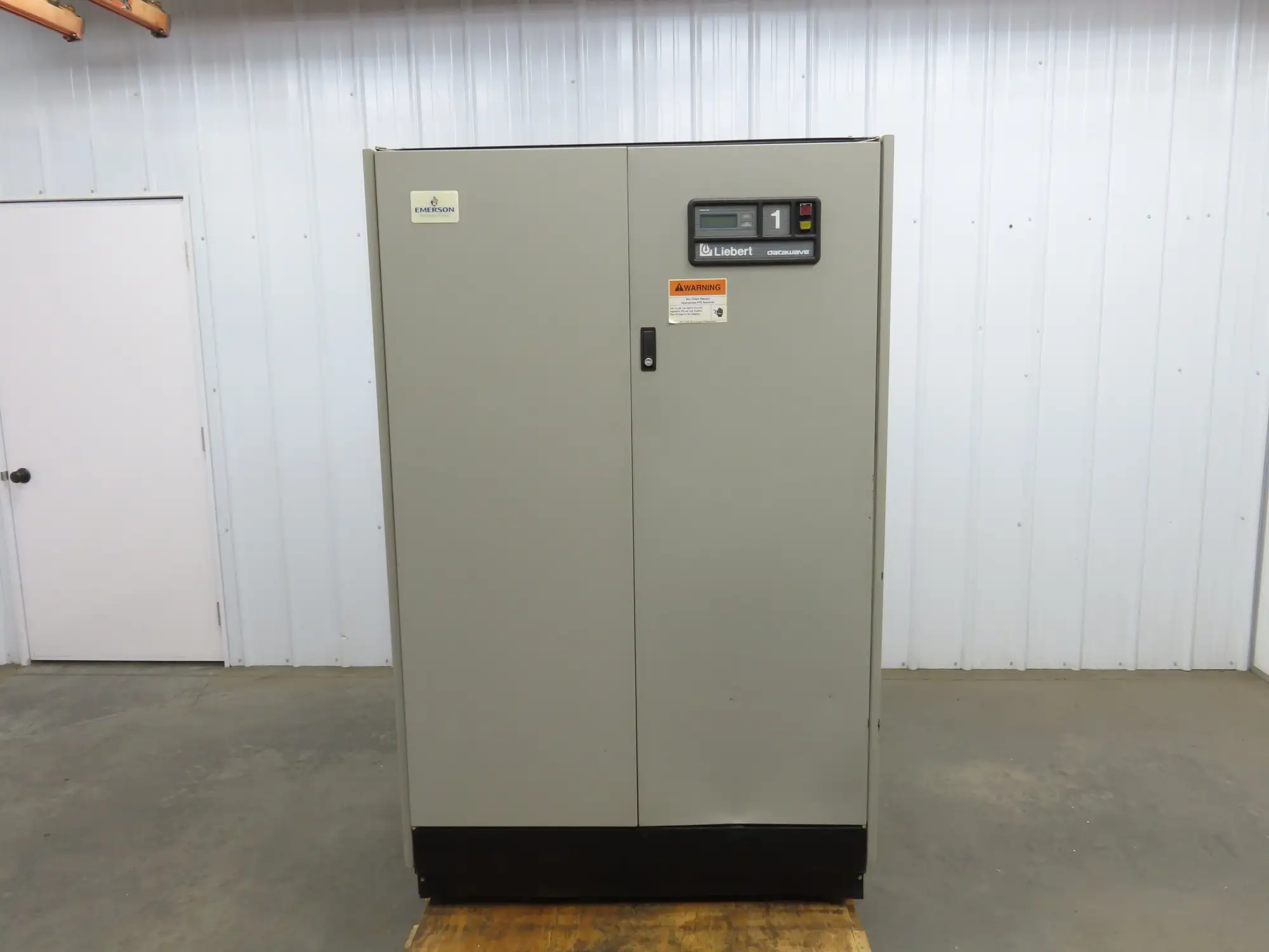 Emerson CAA075A Liebert Datawave Magnetic Synthesizer 75kva HV 480 LV 480Y/277