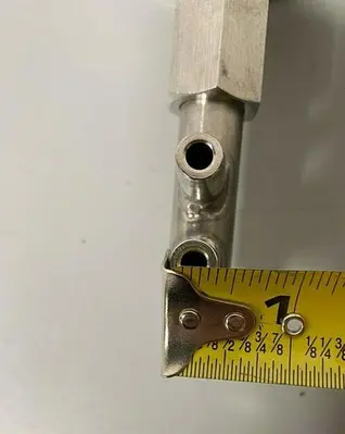 USED ACROSS INTERNATIONAL STAINLESS STEEL VACUUM GAUGE W/ 1/2" CONNECTION